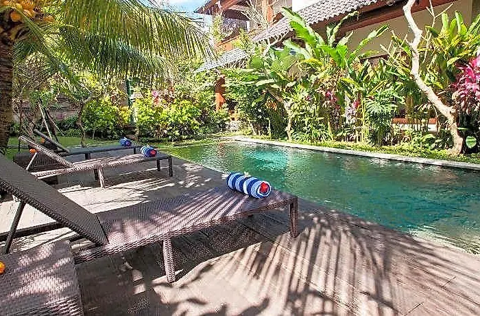 Flamboyant Ubud ホテル