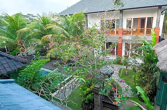 Flamboyant Ubud ホテル